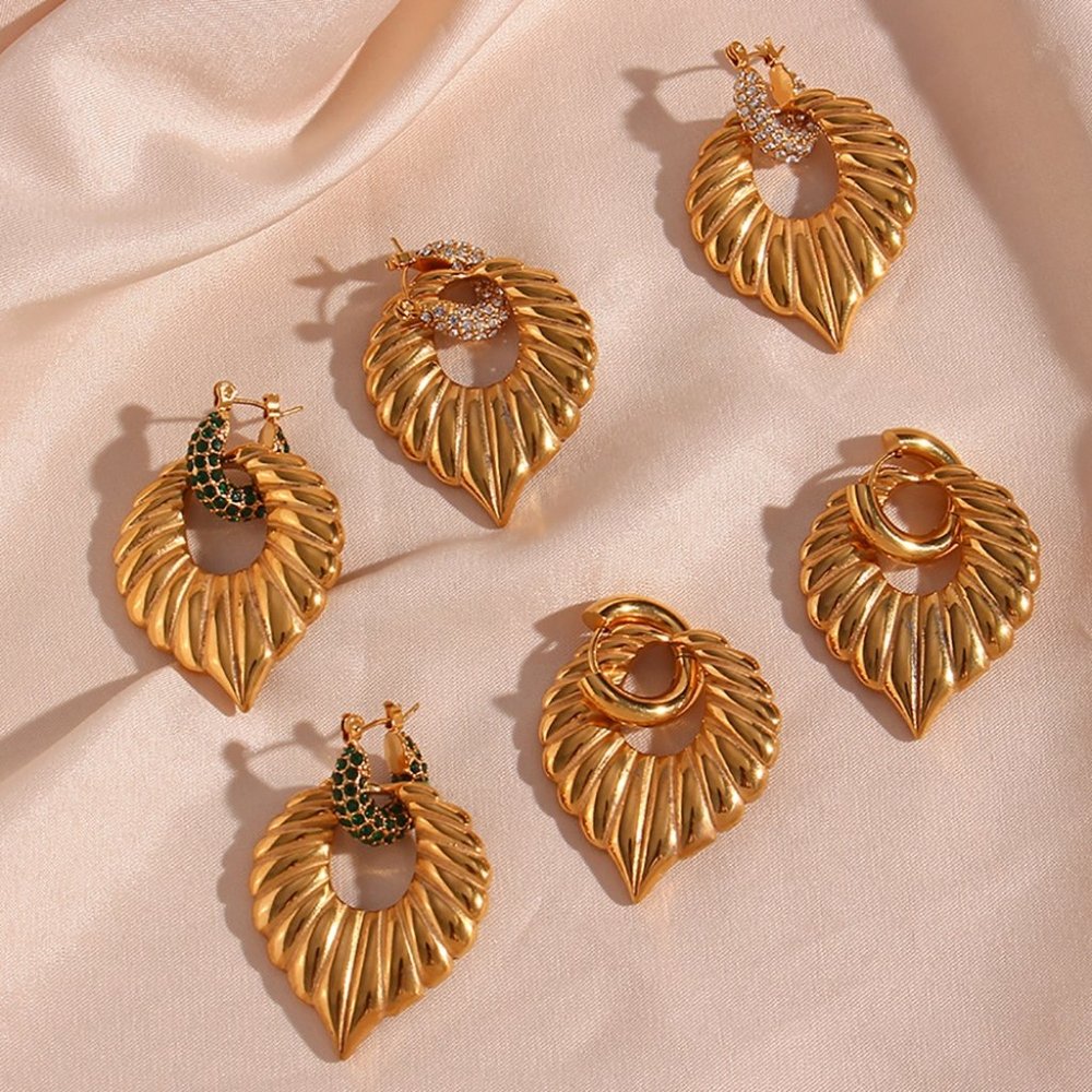 Zircon Micro Pave Chunky Palm Leaf Drop Statement Earrings 18K Gold Plated - Picture 6 of 7